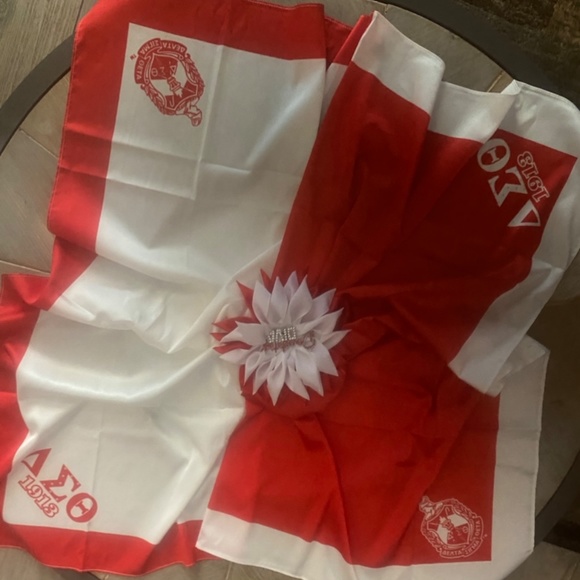 New Reversible  6 in 1 Delta Sigma Theta scarf - Picture 4 of 11
